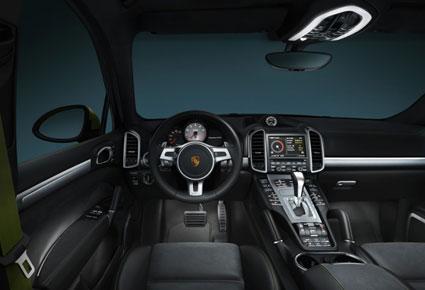 Cayenne GTS أداء رياضي متفوّق ومتعة استثنائية